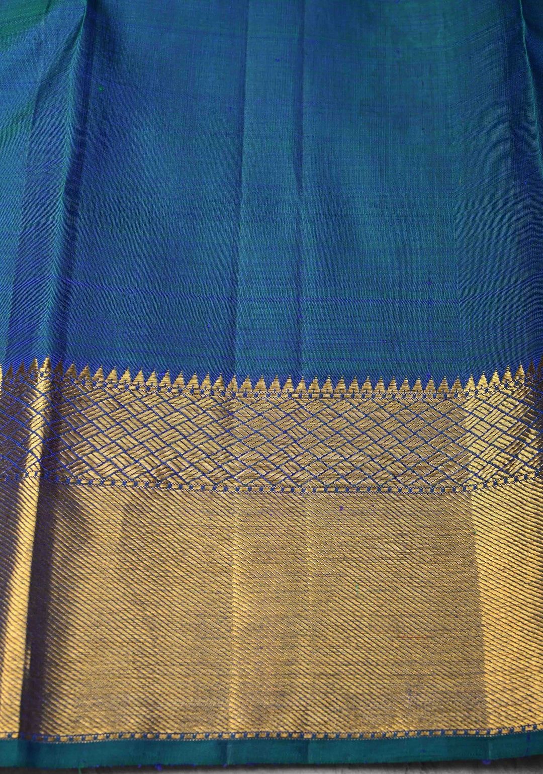 Heritage Podi Kattam Zari checks and Gandaberunda Buttas on Lilac Blue Pure Silk Kanjivaram Saree | Silk Mark Certified