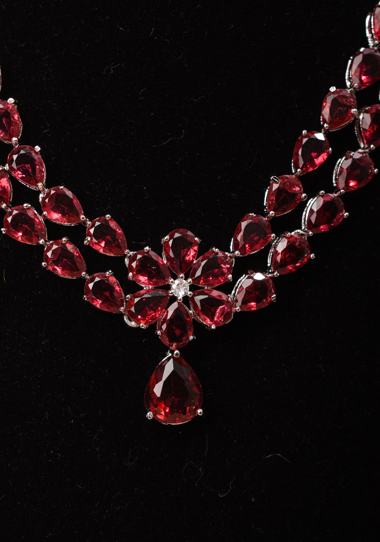 Shobitam Jewelry Layered Stone Necklace Set