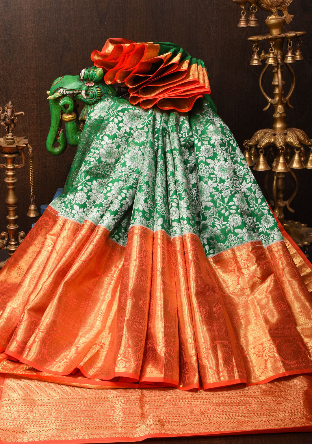 Green Kanjivaram Pure Silk Saree with Floral Jaal and wide Contrast border | SILK MARK CERTIFIED
