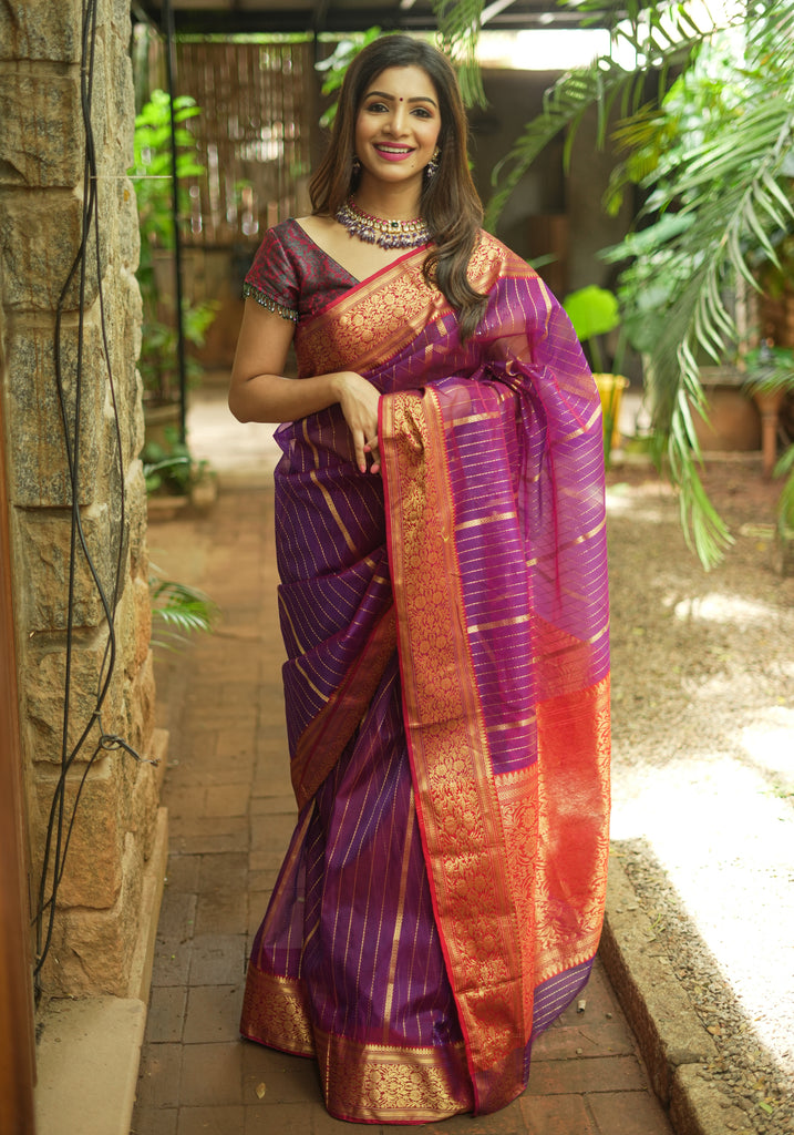 Amodha Offwhite and gold saree with vertical stripes through body | Hand  work blouse design, Kerala saree, Cotton saree