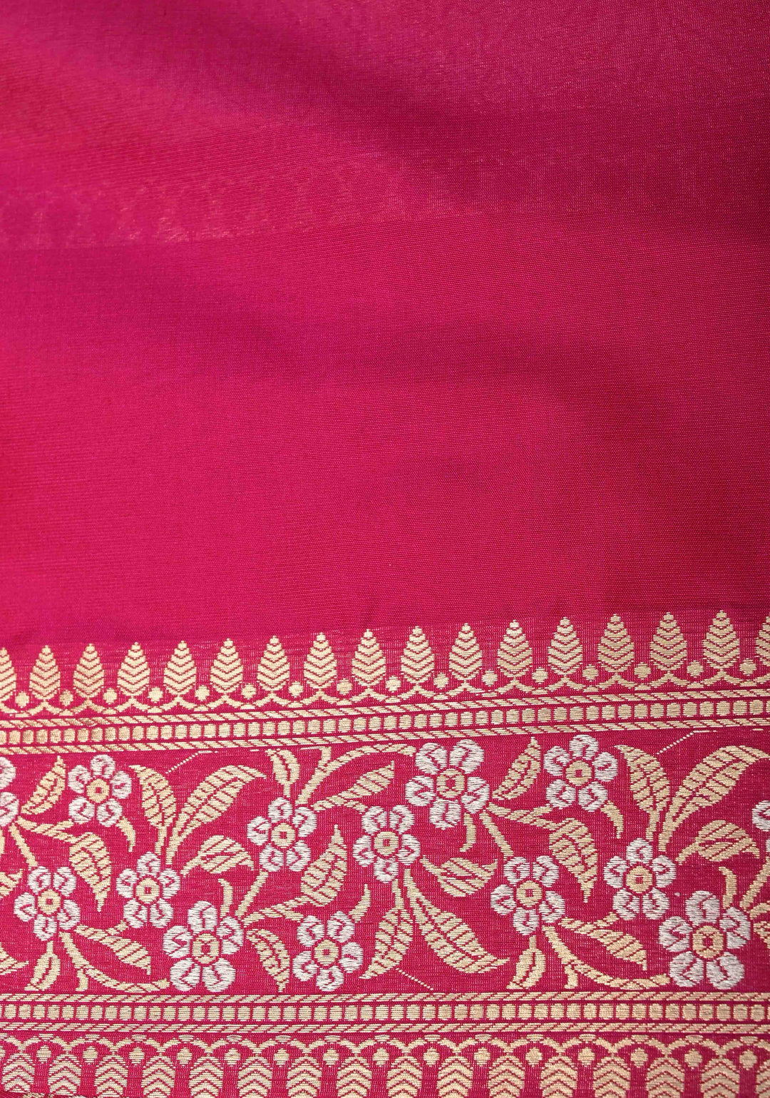 Pinkish Red Pure Banarasi Katan Silk Saree with Floral Buttis and Purple  Zari Border | SILK MARK CERTIFIED