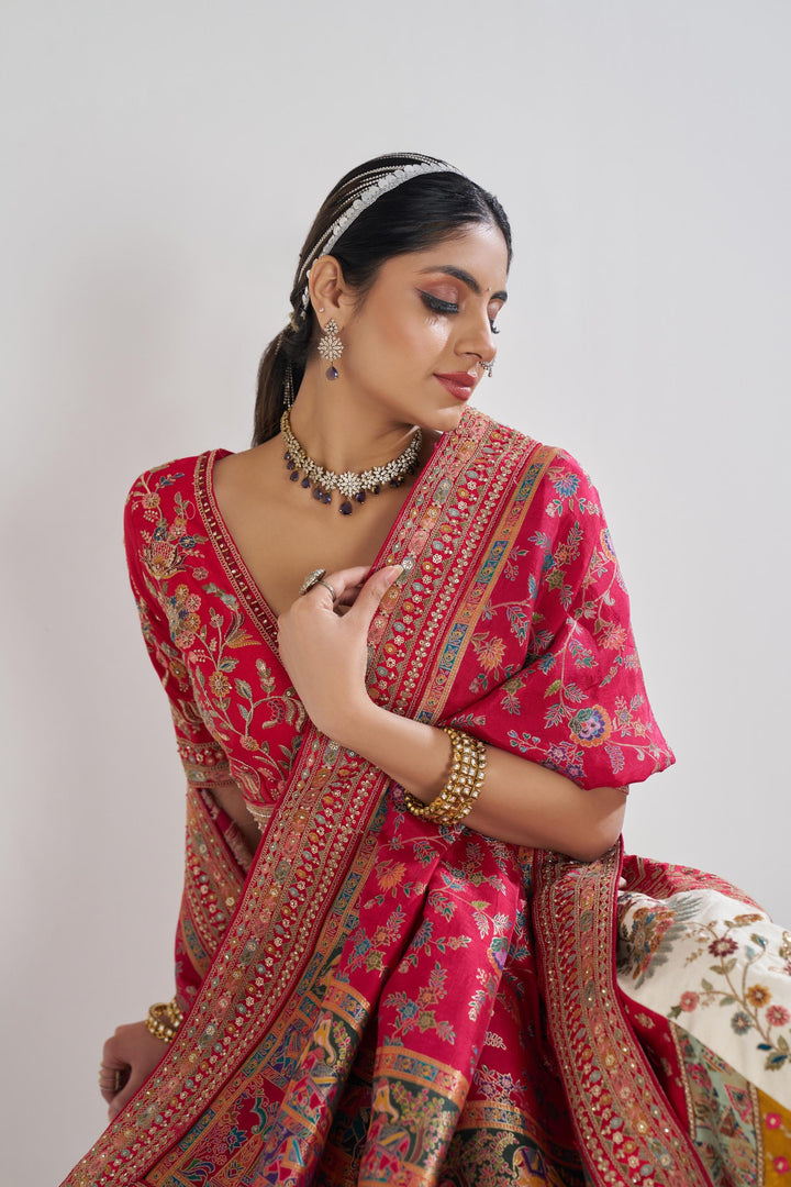 Baiza Banarsi Lehenga
