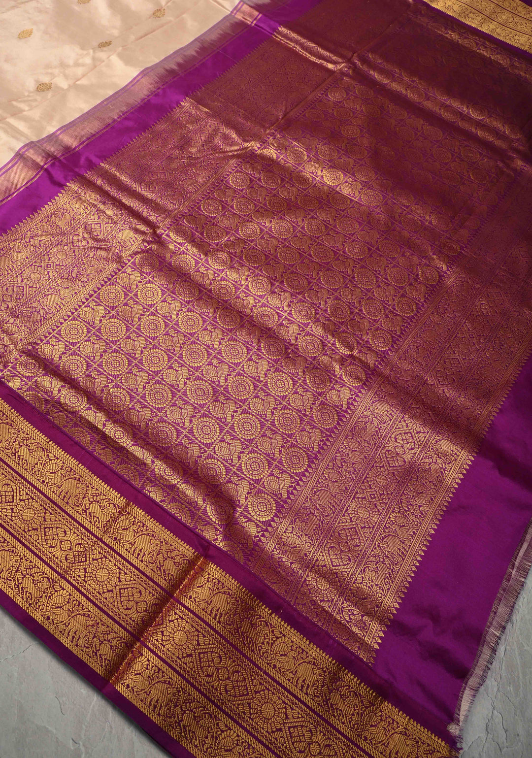 Peach Cream color 9 Yards Madisaar Pure Silk Saree with Zari Buttas and Contrast Zari Border | SILK MARK CERTIFIED