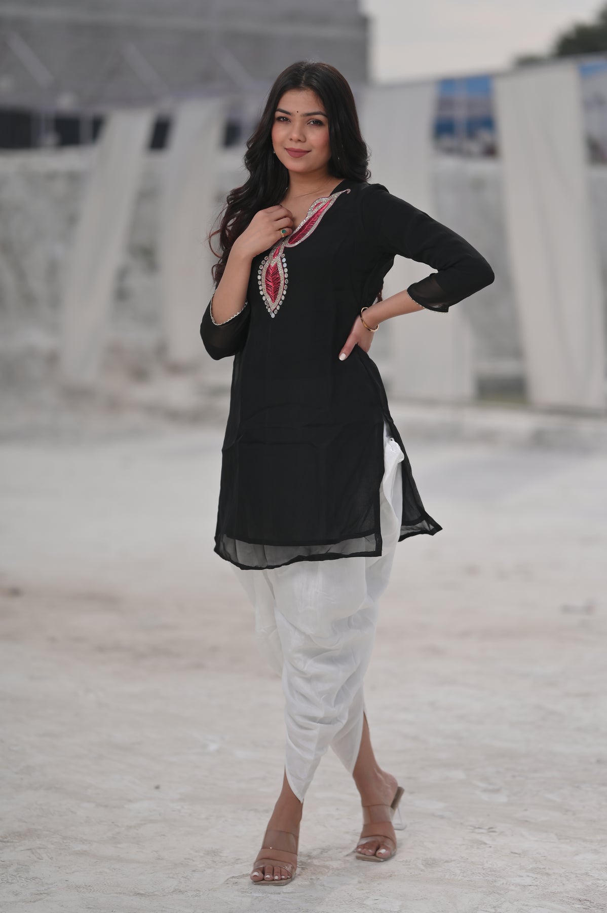 Buy Ahalyaa Women Blue & White Printed Kurti with Dhoti Pants Online at  Best Price | Distacart