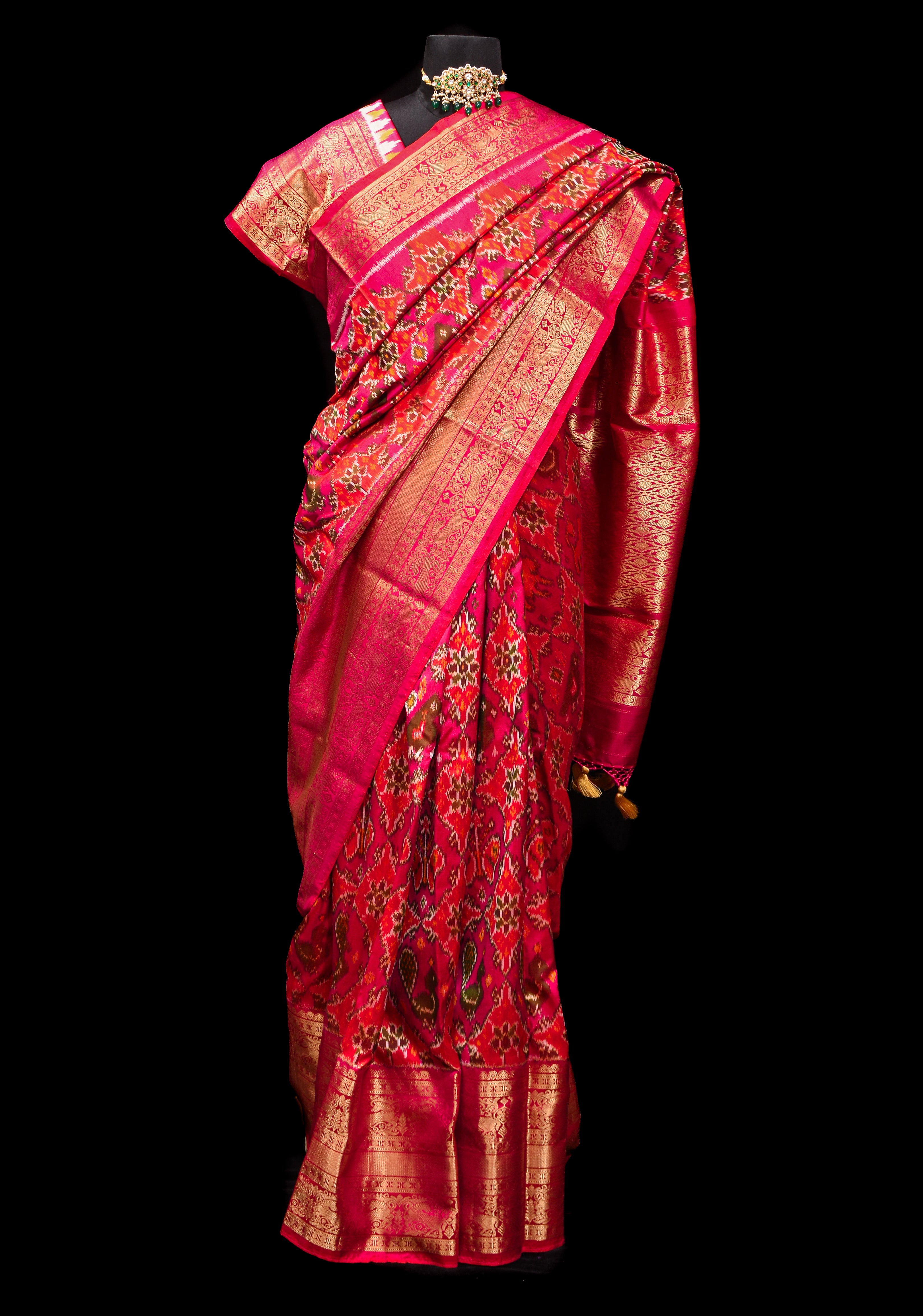 Ikkat Handwoven Silk Cotton Saree in Cream and Pink | online Sarees By Shobitam