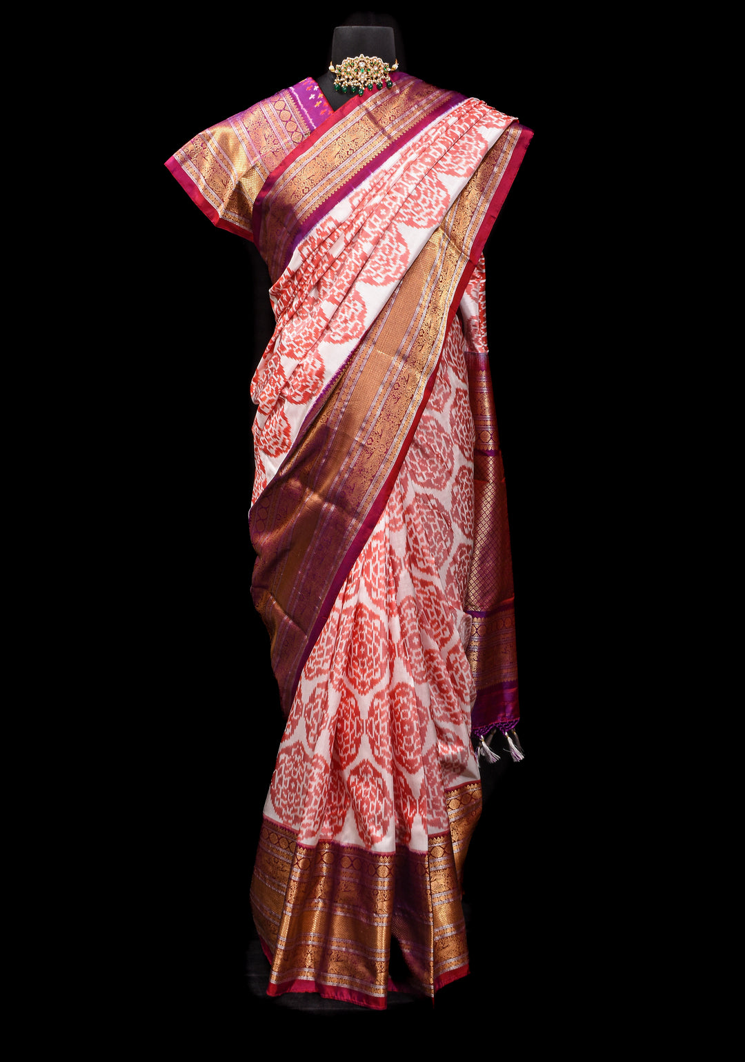 Exquisite White and Peach Ikkat Mandala design Fusion Pure Silk Saree with Gadwal Style Border | SILK MARK CERTIFIED