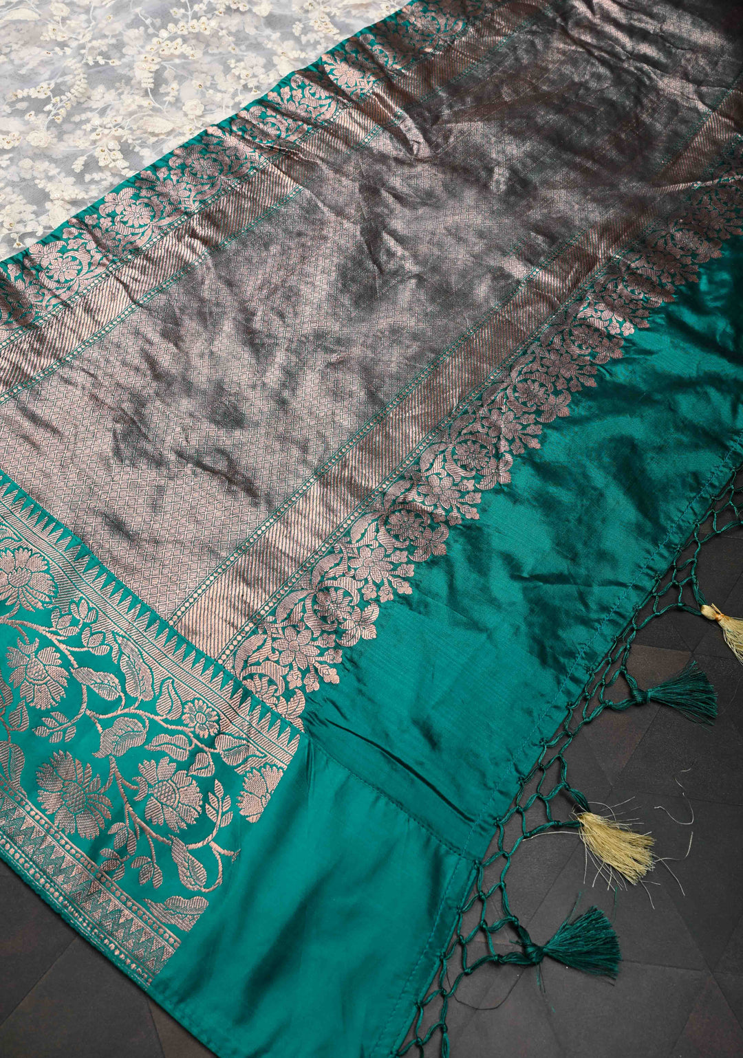 Off White Net Fusion Saree with Sequins Floral Embroidery Jaal with Appliqued Banarasi Borders