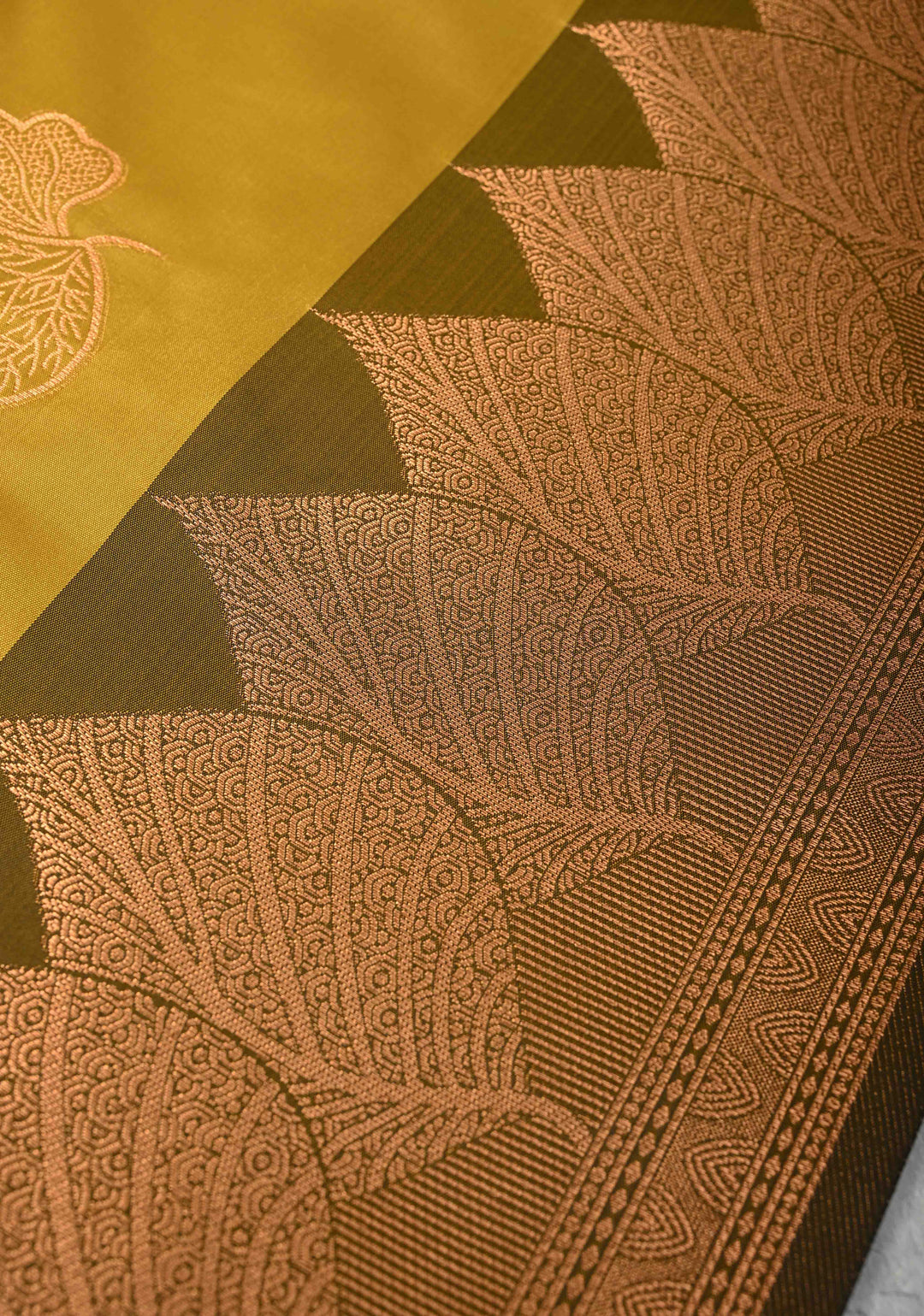 Moss Green Kanchi Semi Silk Saree with Leaf Buttas and Zari Border