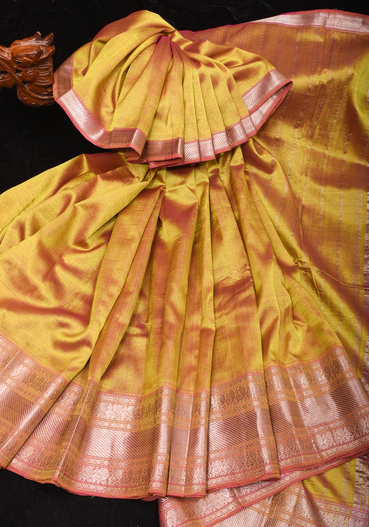 Yellow Handwoven Mangalagiri Silk Cotton Saree