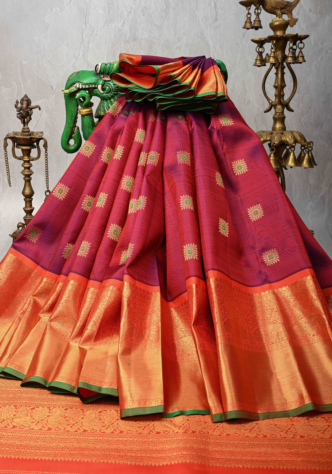 Purple Dual tone Gadwal Pure Silk Saree with Meenakari Buttas and Contrast Zari Border | SILK MARK CERTIFIED