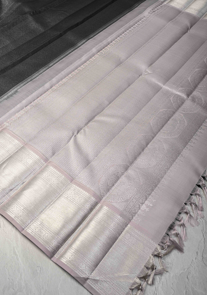 Vairaoosi Korvai Kanjivaram Pure Silk Saree in Black with Vertical VairaoosiStripes and Contrast zari Border | SILK MARK CERTIFIED