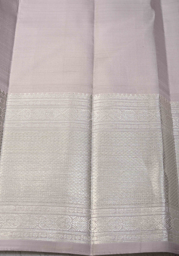 Vairaoosi Korvai Kanjivaram Pure Silk Saree in Black with Vertical VairaoosiStripes and Contrast zari Border | SILK MARK CERTIFIED