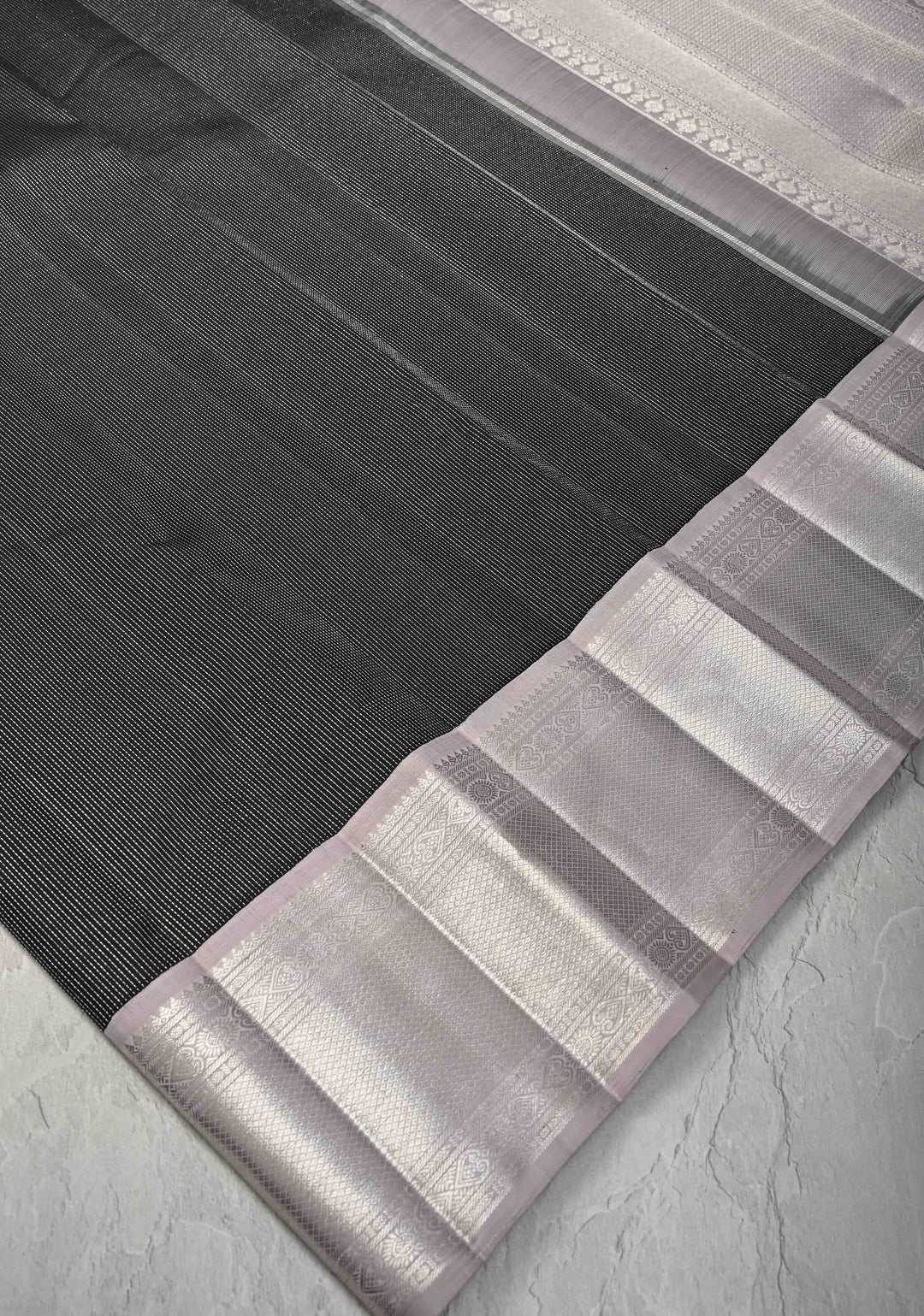 Vairaoosi Korvai Kanjivaram Pure Silk Saree in Black with Vertical VairaoosiStripes and Contrast zari Border | SILK MARK CERTIFIED