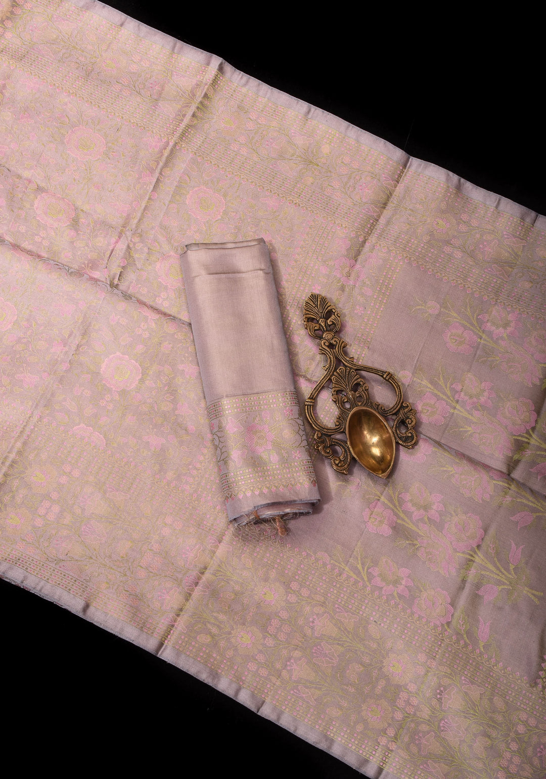 Gray Lavender Tanchoi Satin silk Saree with Floral Weave Design | SILK MARK CERTIFIED | Shobitam