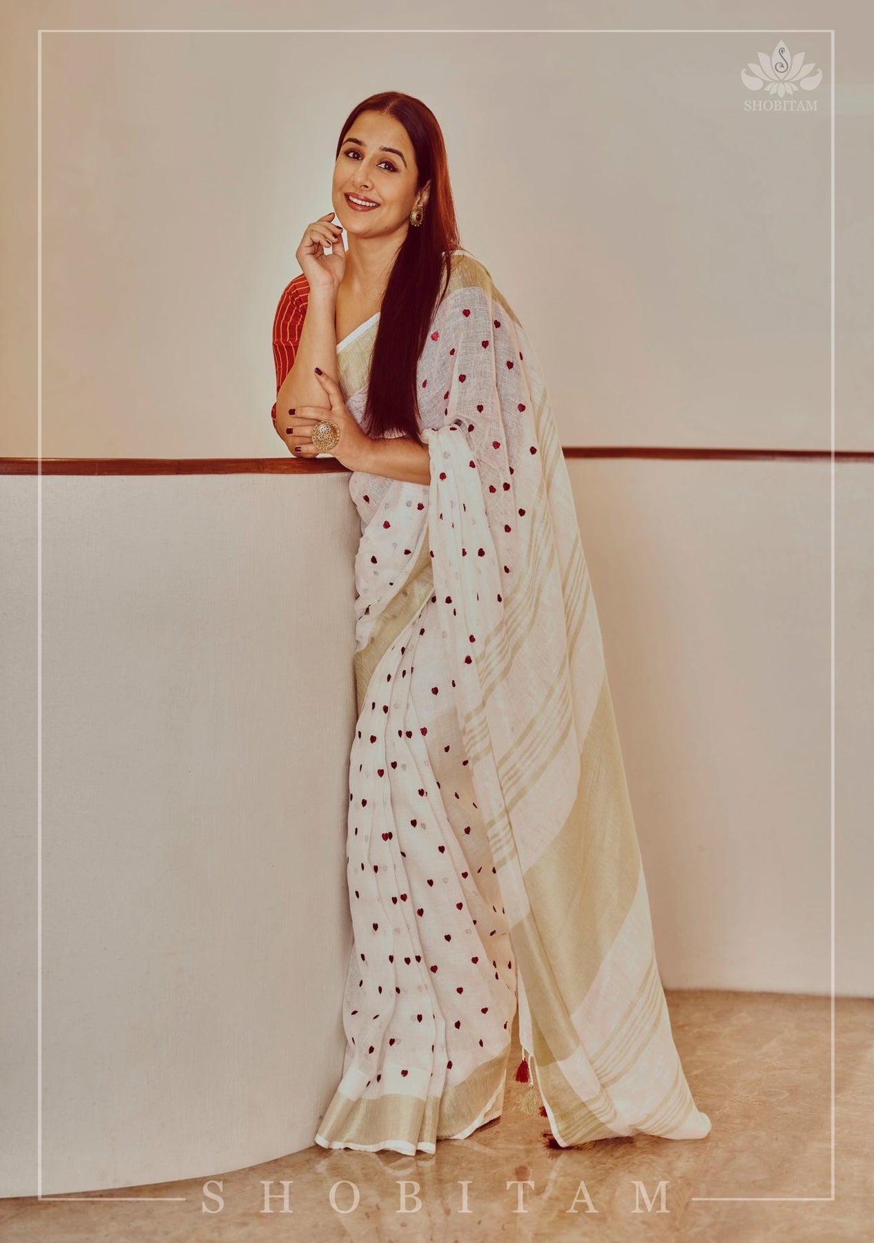 Vidya Balan-Inspired Chic Silk Sarees For Bong Wedding
